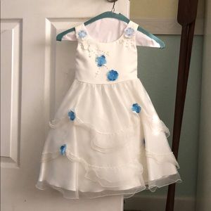 White flower girl dress